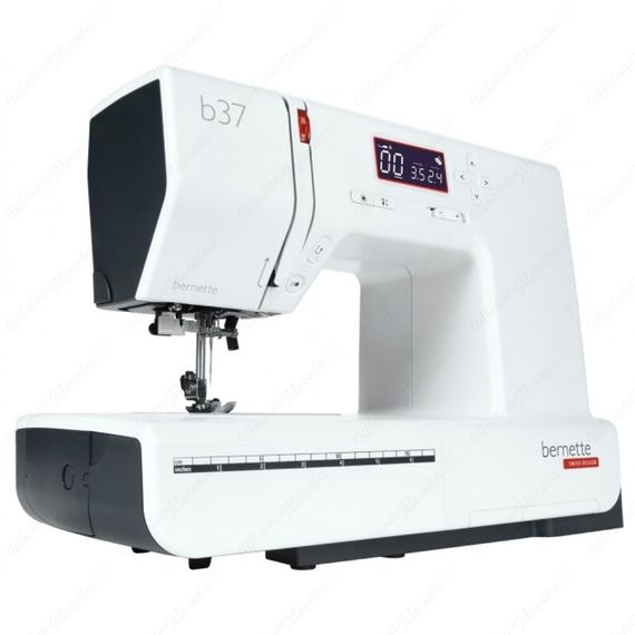 Швейная машина Bernina Bernette B37