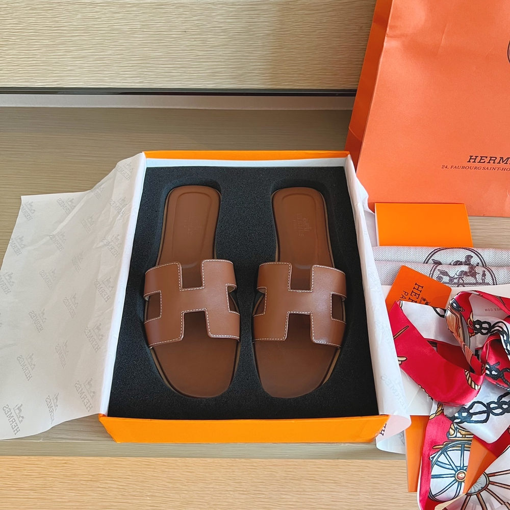 Hermes Oran Sandal