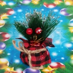 Композиция новогодняя «Веточка с ягодкой» 11 см