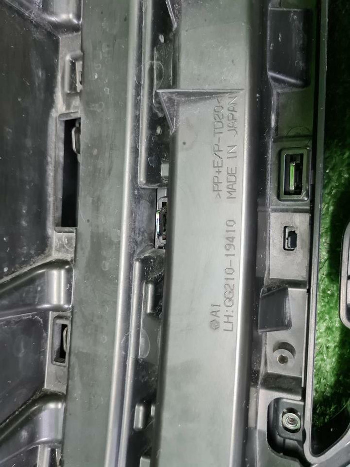 Бампер передний Subaru Outback 6 (2019-2022)