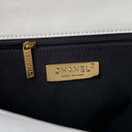 Chanel 19 Large 30 cm