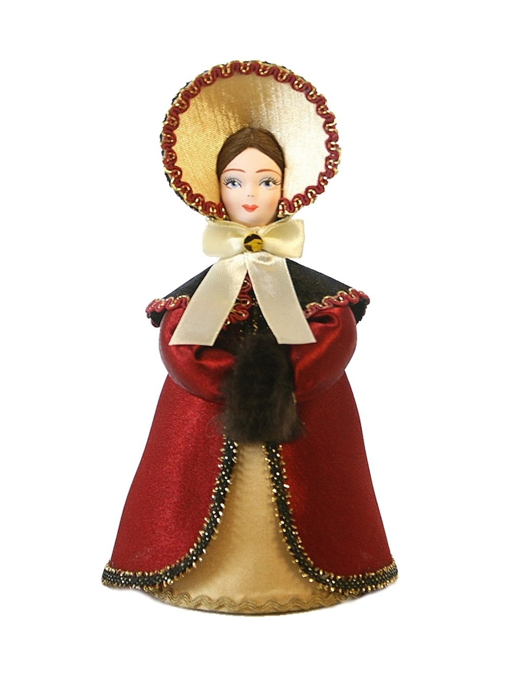 Кукла Петербургская барышня в зимнем костюме