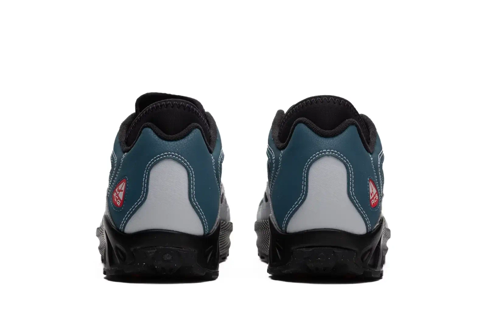 Nike ACG Air Exploraid "Ash Green"