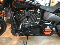 Harley-Davidson® Softail® FXDR™ 114, 2019