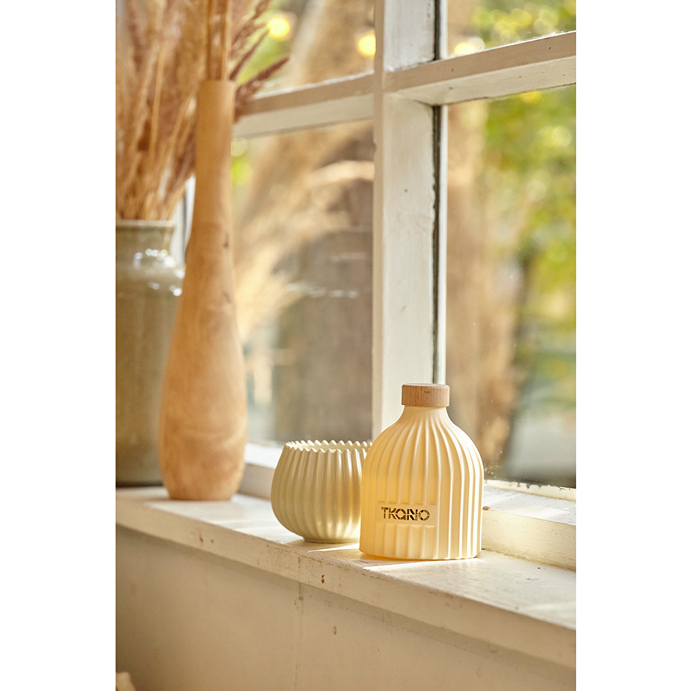 Свеча ароматическая vetiver & black cypress из коллекции edge, бежевый, 30 ч