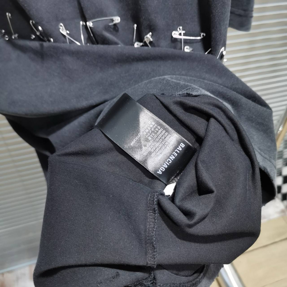 Футболка Balenciaga