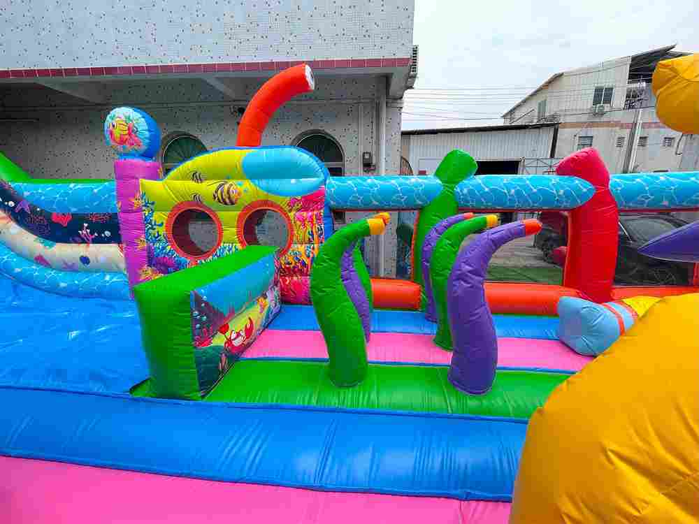 Коммерческий надувной батут «Подводное приключение», 14*7*6,9 м