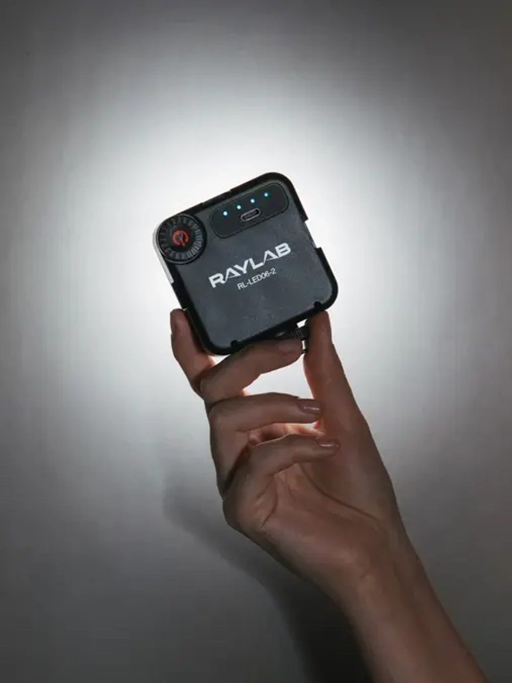 Осветитель светодиодный Raylab RL-LED06-2 5600K 2000mAh