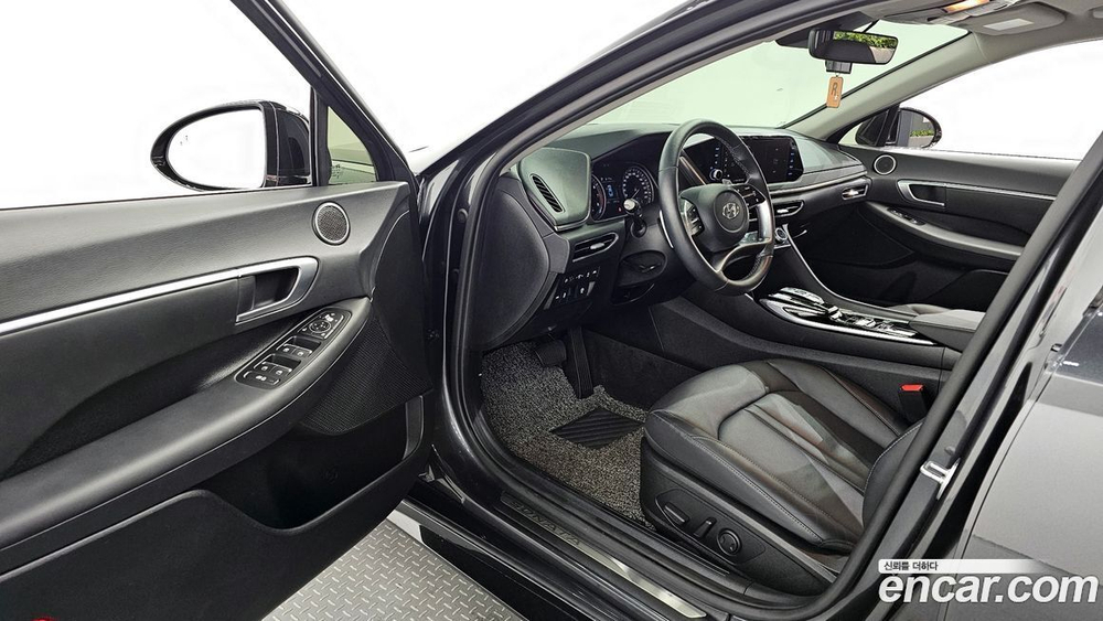 Hyundai Sonata (DN8) 1.6 Turbo (04.2021)