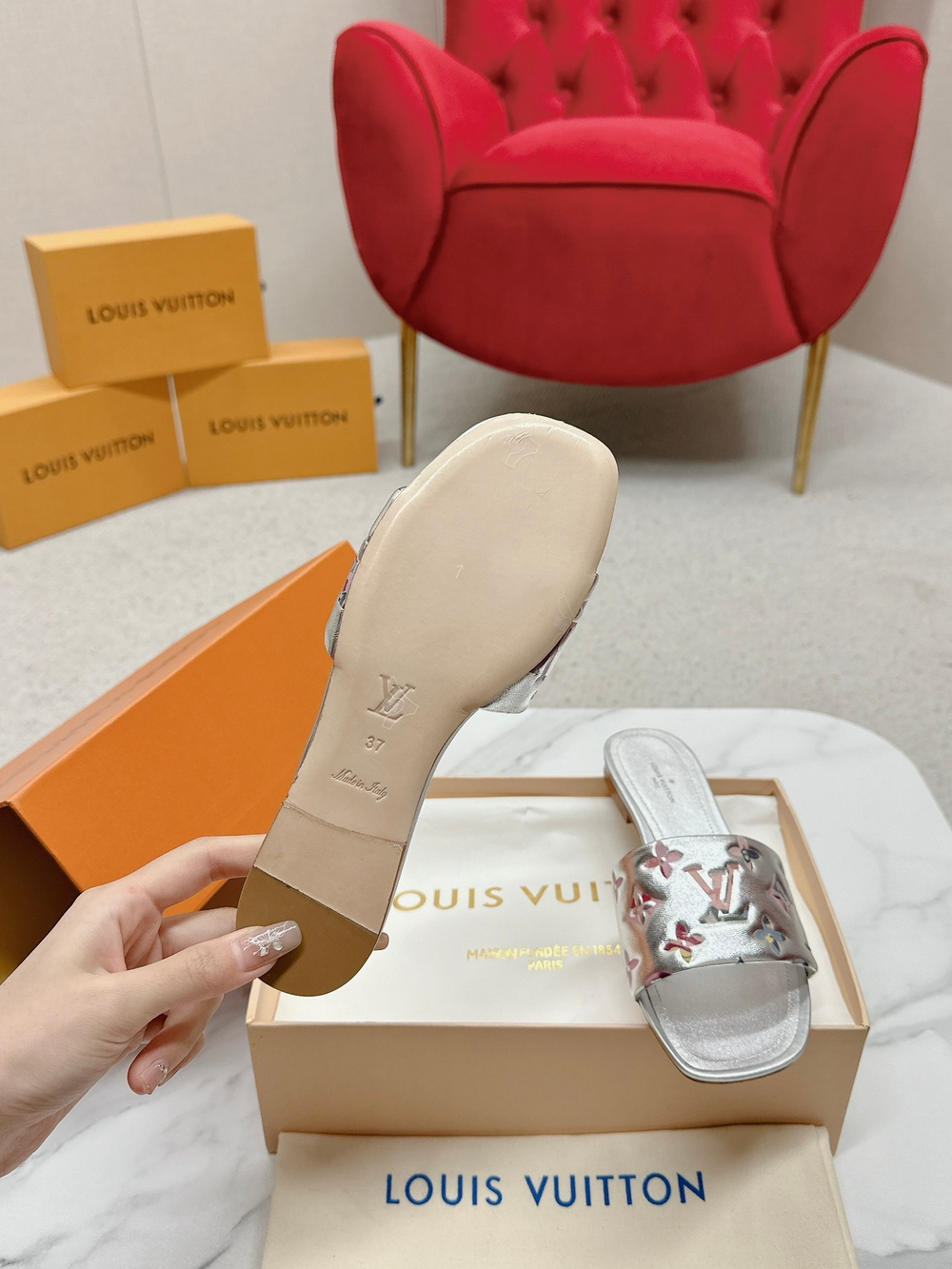 Louis Vuitton Slide