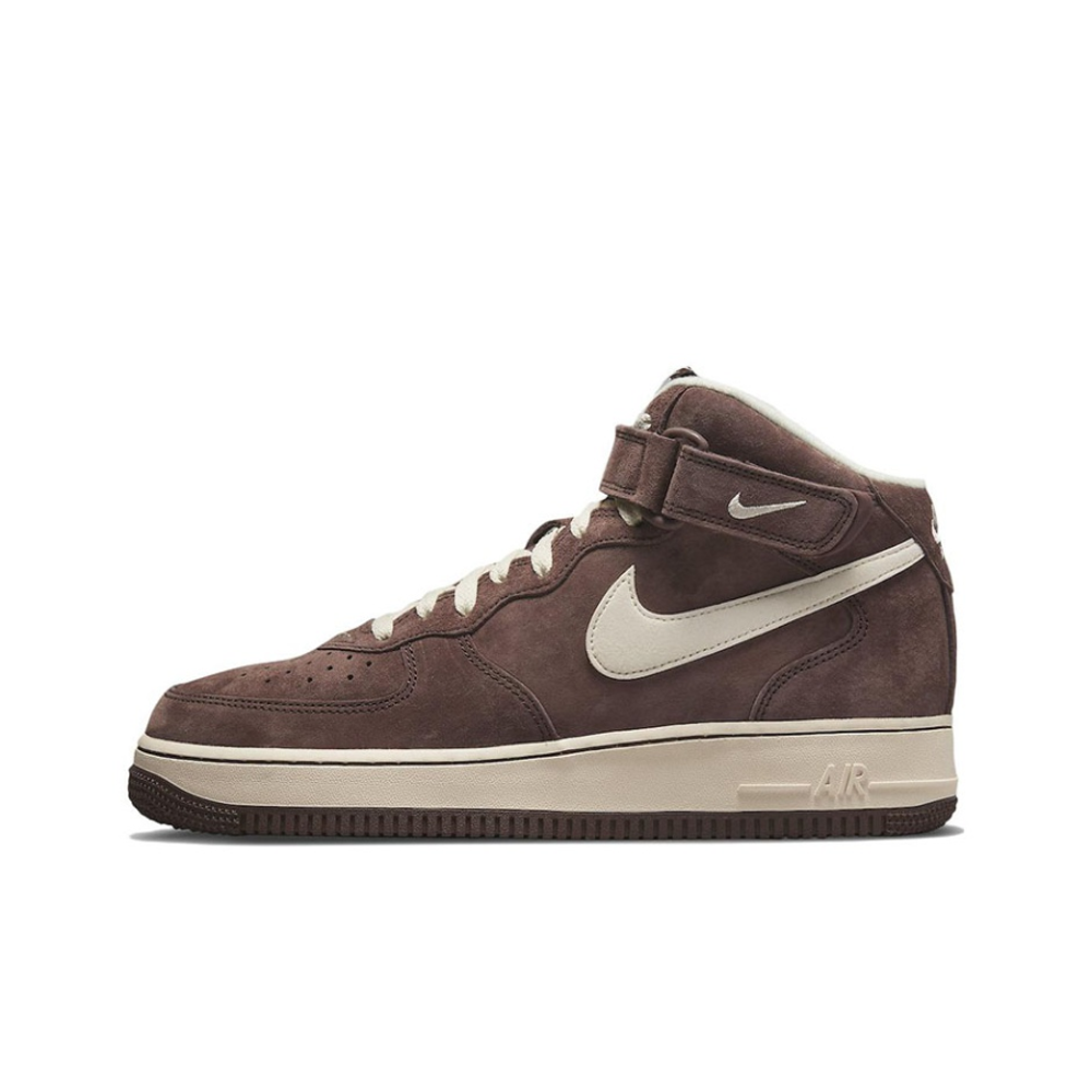 Кроссовки Nike Air Force 1 Mid ’07 QS 'Chocolate' DM0107‑200