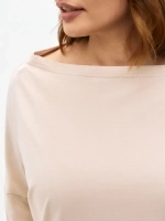 Лонгслив с широким вырезом лодочка бежевый
