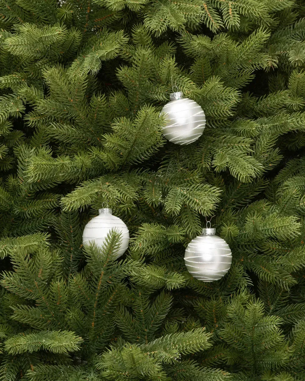 Елка с гирляндой «Эрмитажная» (Литая хвоя) 3 м