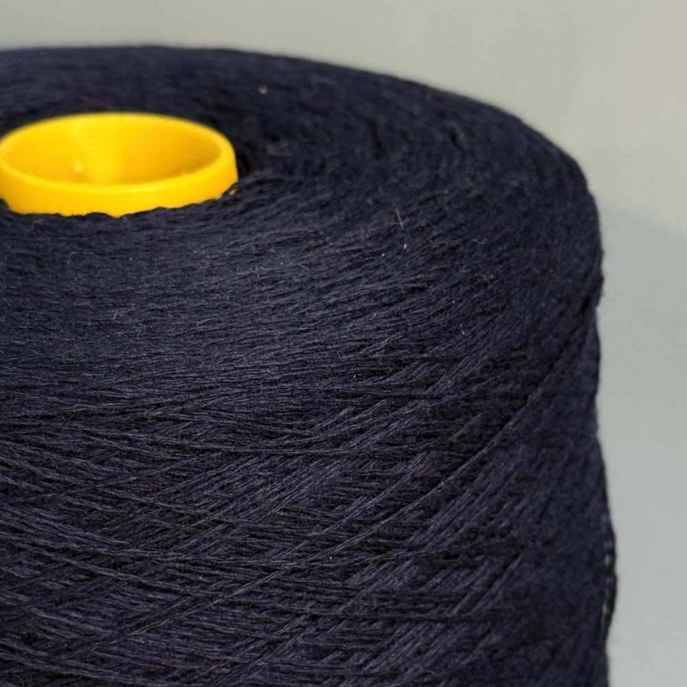 Пряжа Todd&Duncan Cashmere 4/28 (100% кашемир), 700м/100гр, синий нави