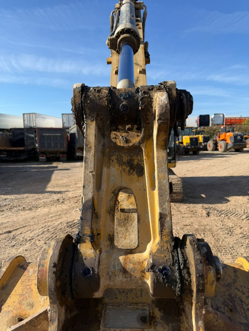 Caterpillar 320 Экскаватор 320GC (Дизельный, 4,4 л, 147 л.с., АТ)