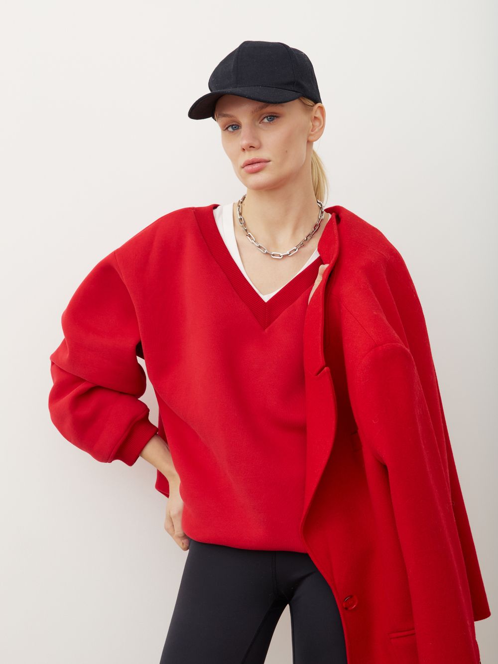 СВИТШОТ С V-ВЫРЕЗОМ КРАСНЫЙ