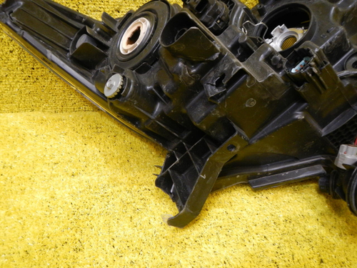 Битая Фара левая Nissan Qashqai J11 (2013-2019) галоген