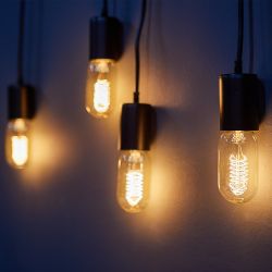 IL-V-L45A-40-GOLDEN-E27 CW01 Лампа накаливания Vintage. Форма цилиндр. длина 113 мм. Форма нити CW. Картон. ТМ Uniel