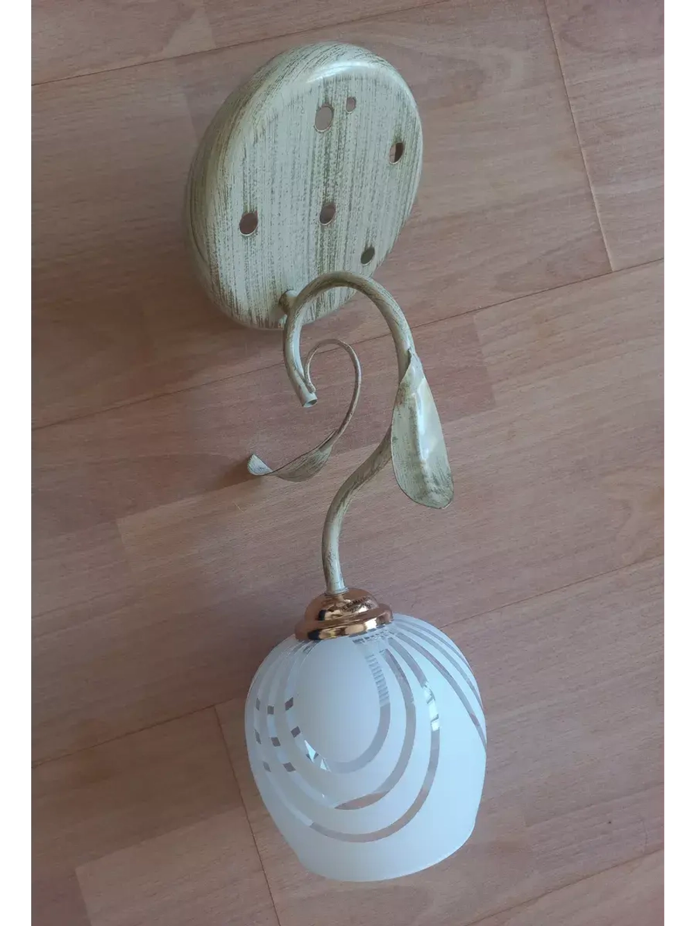 Потолочная люстра Kally Е27 5х60