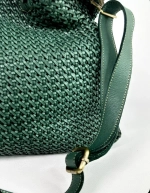 Женская плетеная сумка из натуральной винтажной кожи зеленого цвета