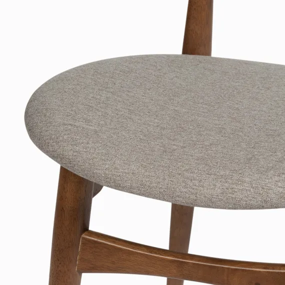 Стул Remake с бежево-серой обивкой