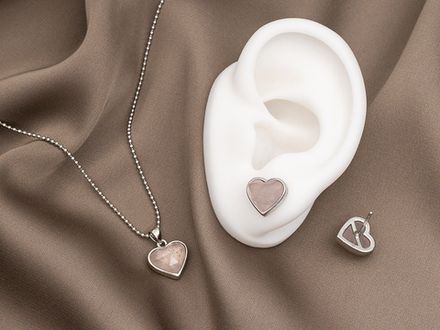 Серьги-гвоздики "Сердце" 10,5мм, розовый кварц