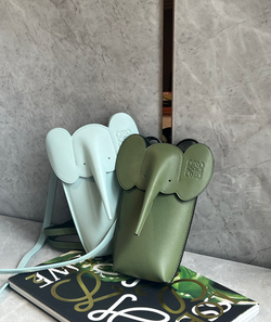 Loewe  Elephant Pocket 18 cm