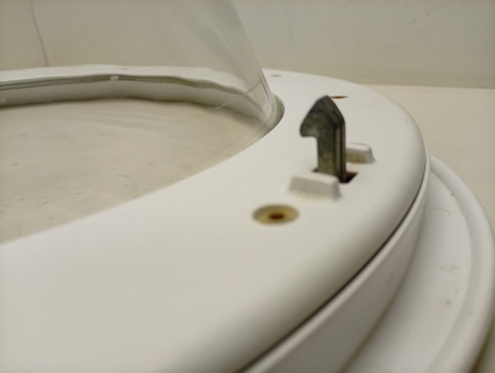 WAE24363OE/23 кт58 Люк в сборе для стиральной машины Bosch WAE24363OE б/у