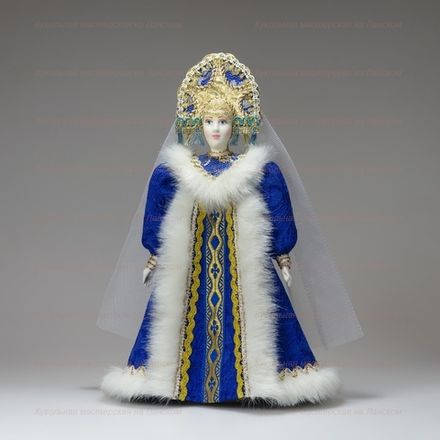 Кукла под ёлку Снегурочка в шубке