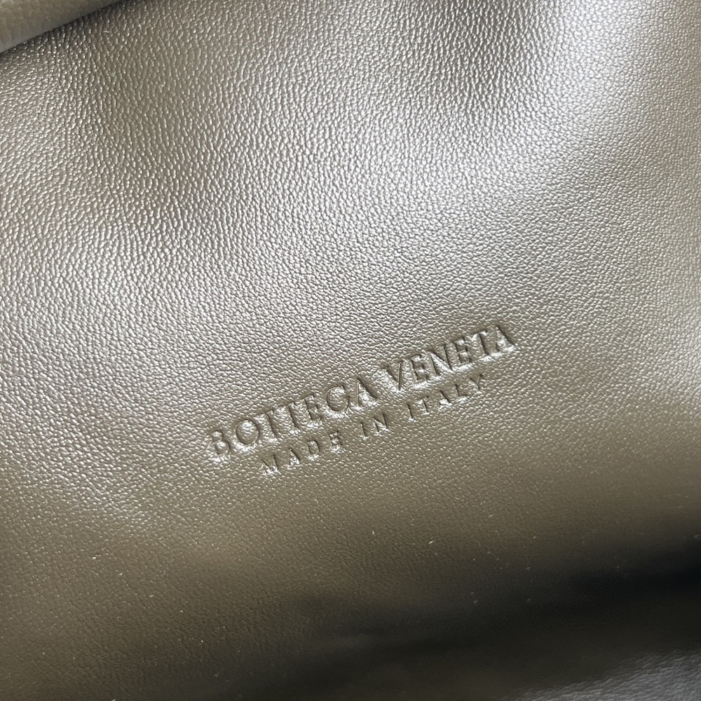 Bottega Veneta Teen Lauren 1980 With Chain 31 cm