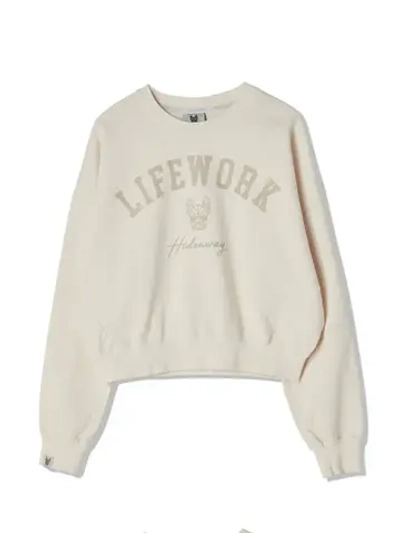 Свитшот укороченный с пигментом и надписью