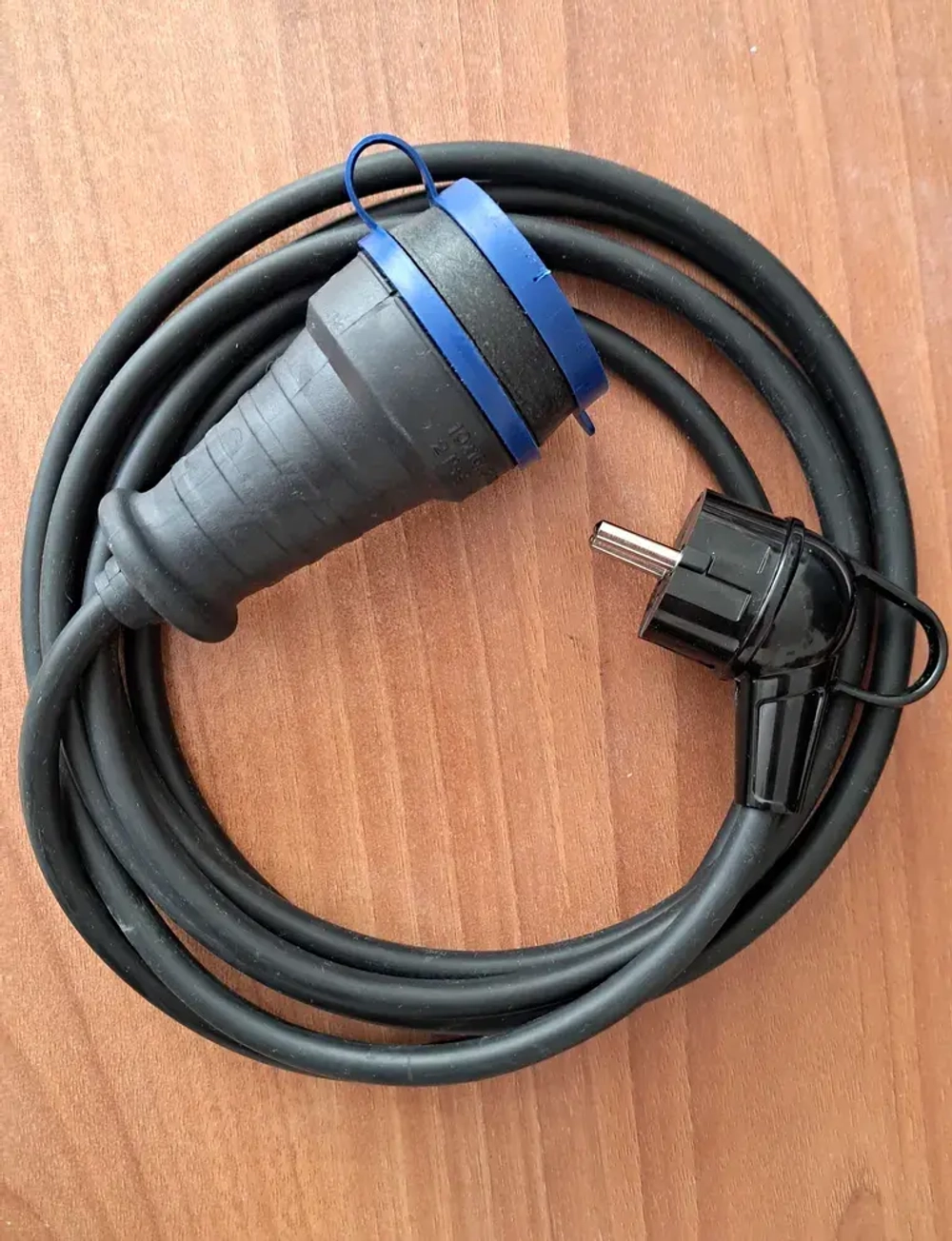 Удлинитель электрический "Доктор Ап" 1 розетка, 3 метра, КГтп-ХЛ 2x1.5 мм, черный 3.6 кВт, 16А, серия "Мощный"