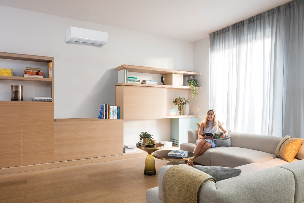 Сплит-система инверторного типа Daikin Sensira FTXF-D