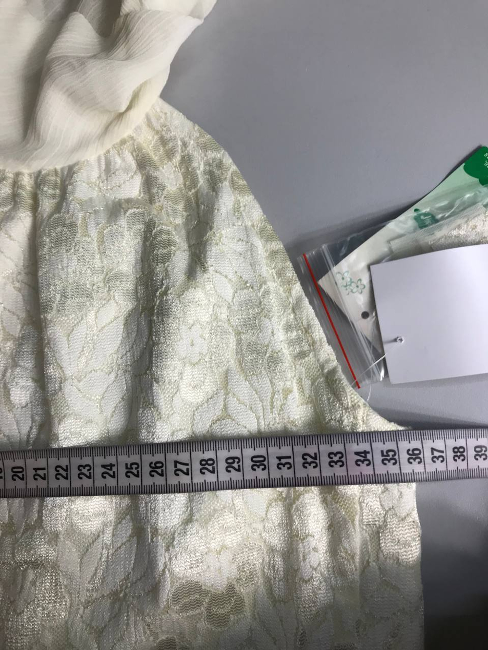 Топ ажурный, нарядный, с открытыми плечами на 152 см, 11-12 лет, новый