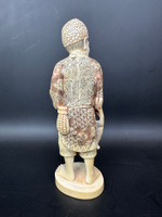 Скульптура из кости — Рыбак с уловом