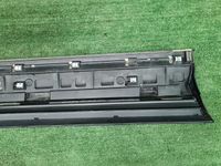 Накладка двери перед. VW Touareg 2 NF 10-18 R-line