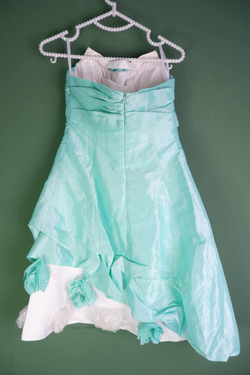 Платье Renny для торжественного случая, визуально 40 размер