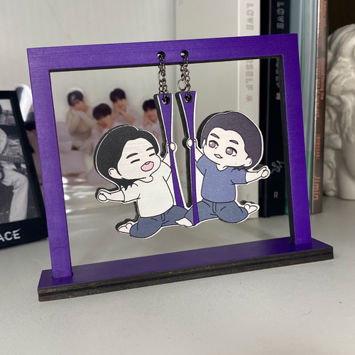 Стенд (дерево) / lapulapin / BTS / Юн и Джун