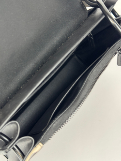 Сумка Charles & Keith