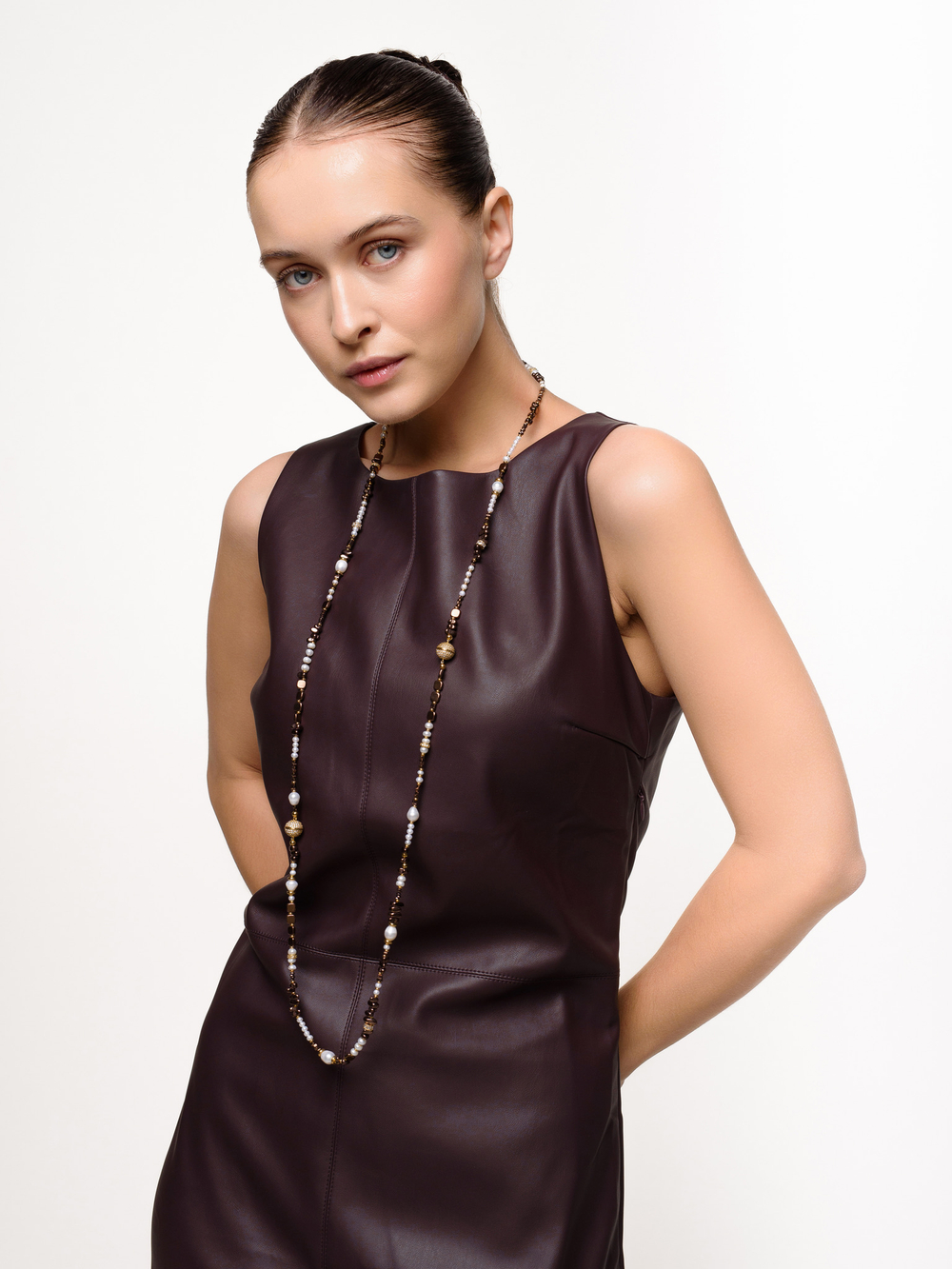 Колье "Pearl hematite magnet" Gold