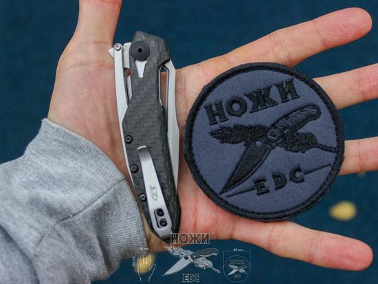 Складной нож Zero Tolerance 0990 c клинком из стали CPM-20CV, рукоять карбон
