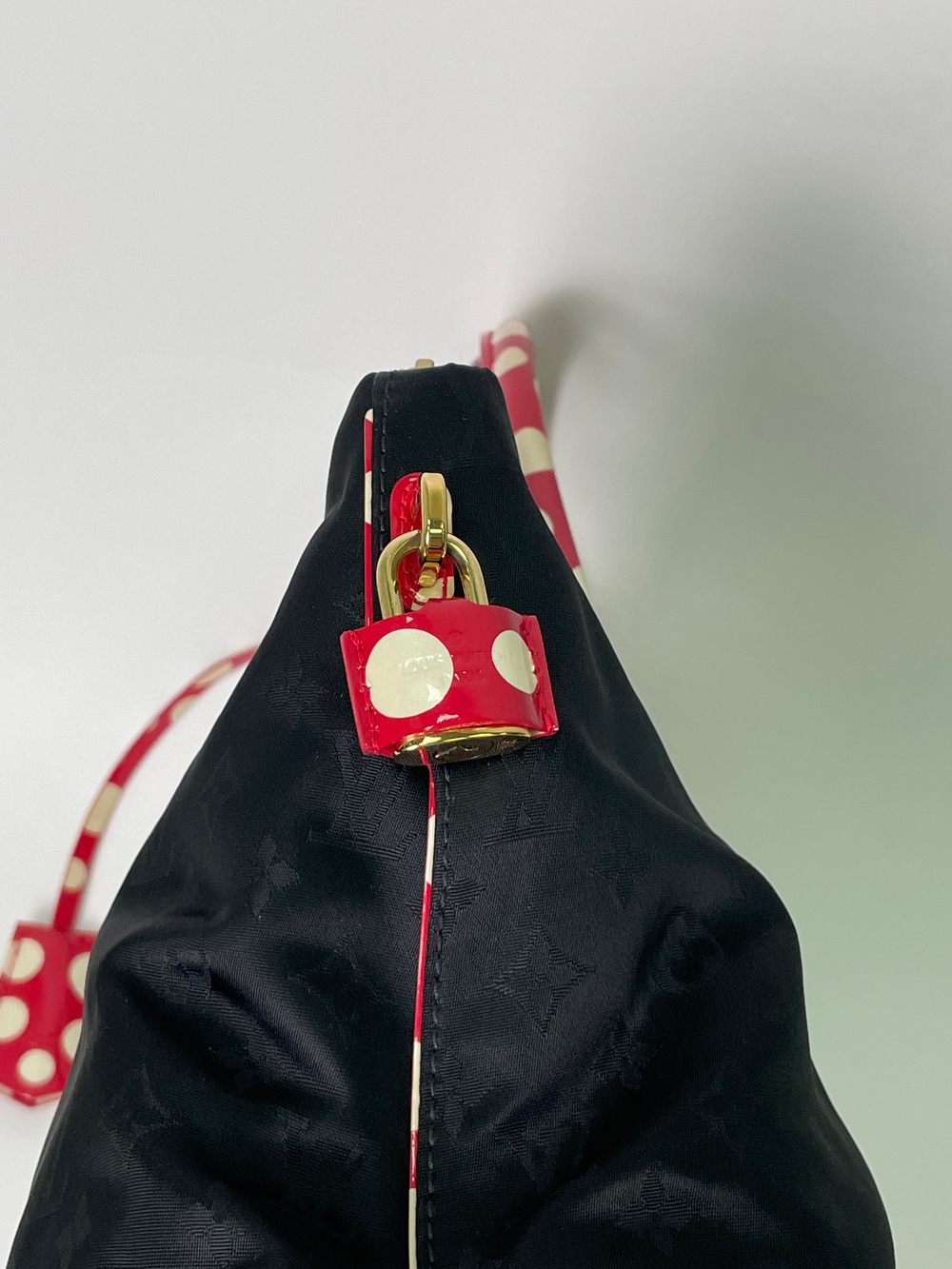 Сумка Louis Vuitton