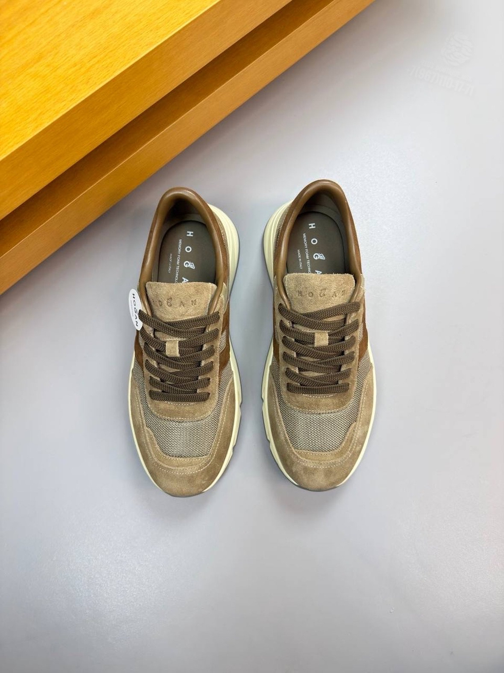 Кроссовки Hogan