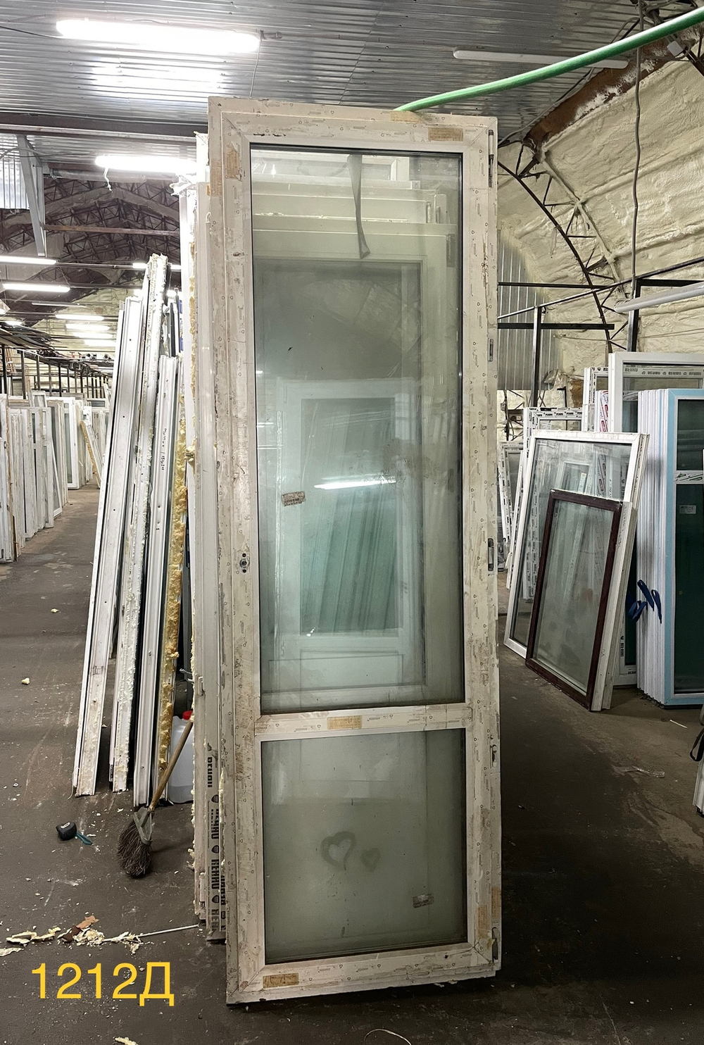 Дверь Пластиковая Б/У 247(в) х 80(ш) балконная