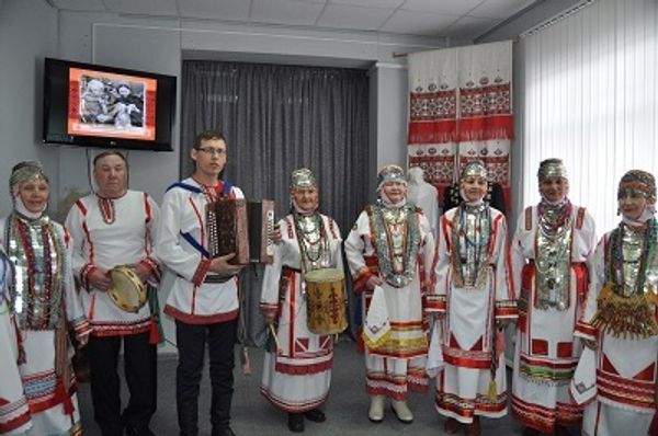 Юбилейная выставка «Чувашская вышивка. Сохраняя традиции» открылась в Чебоксарском районе