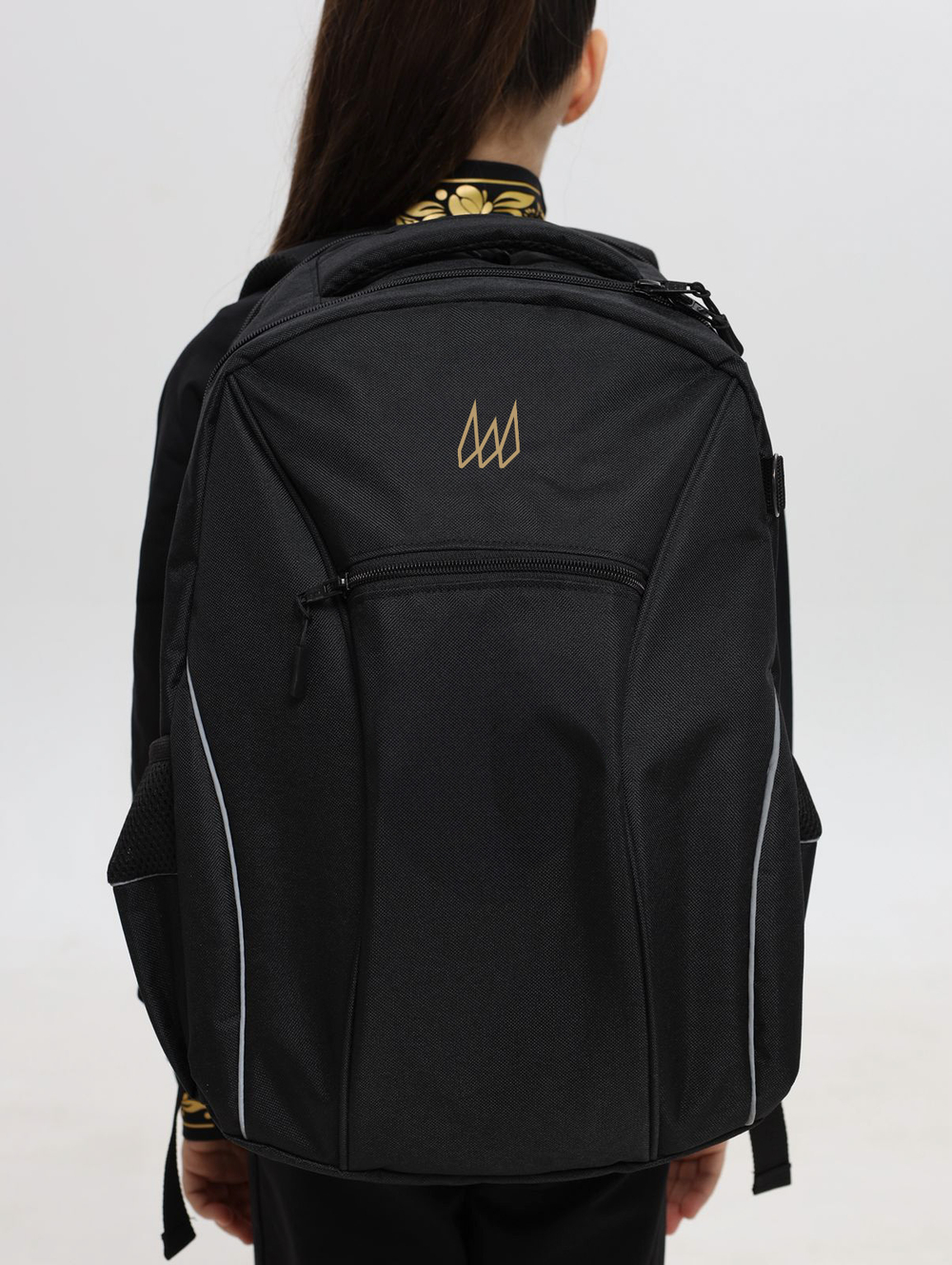 Рюкзак с индивидуальной вышивкой черный (Миди)