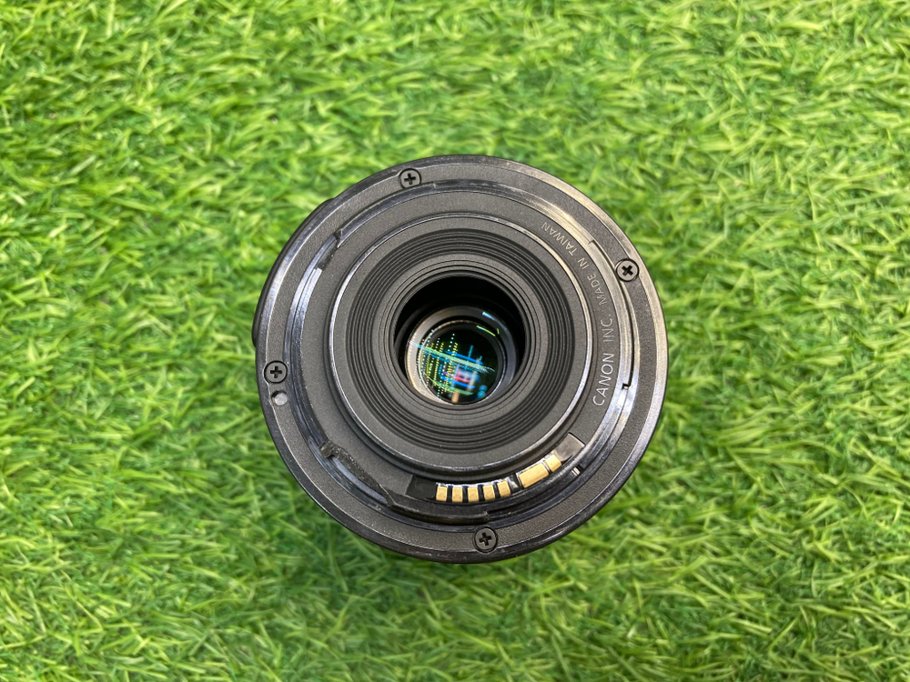 Canon 650D kit 18-55mm IS STM 37.000 кадров