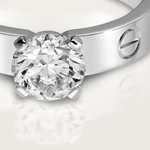Кольцо Cartier Love с бриллиантом