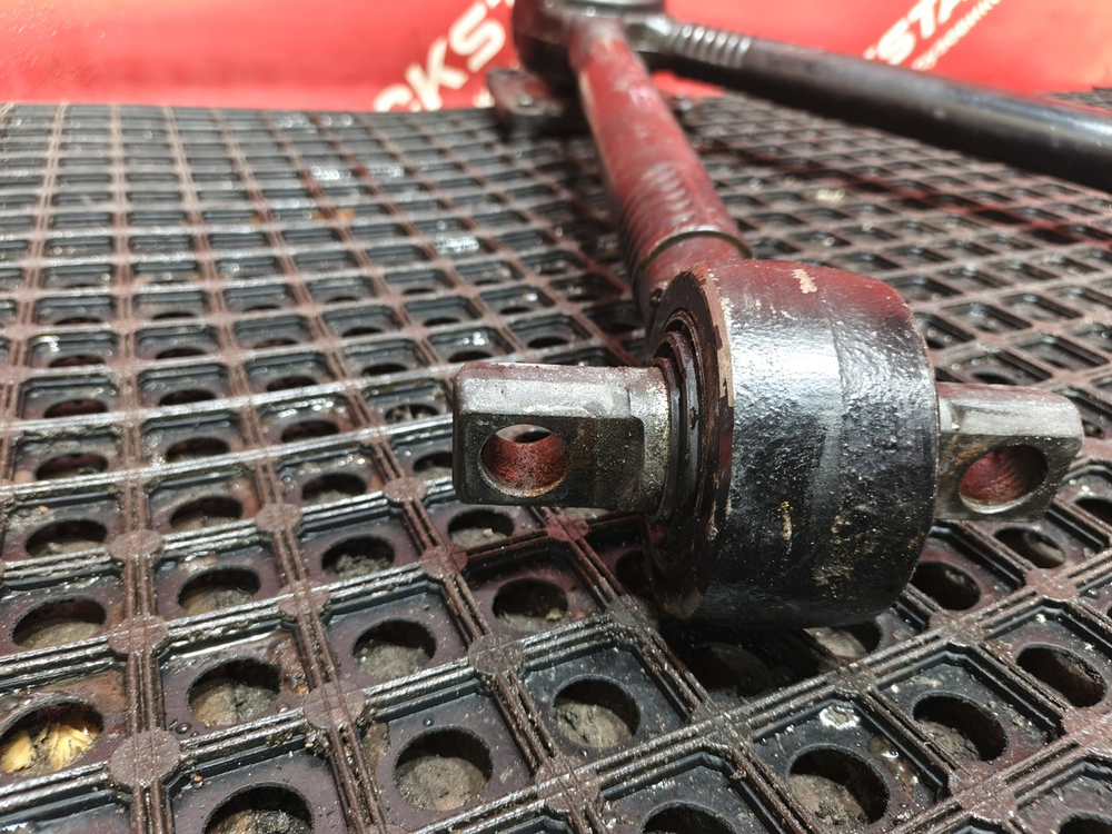 Тяга реактивная V-образная 2020г