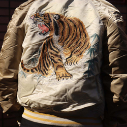 Куртка бомбер Alpha MA-1 Souvenir Tiger Flight Jacket